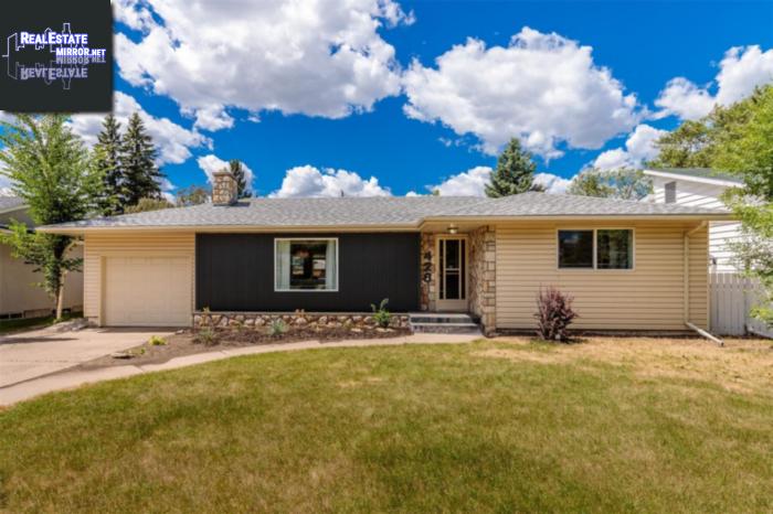 Property 428 Bate Cres main img