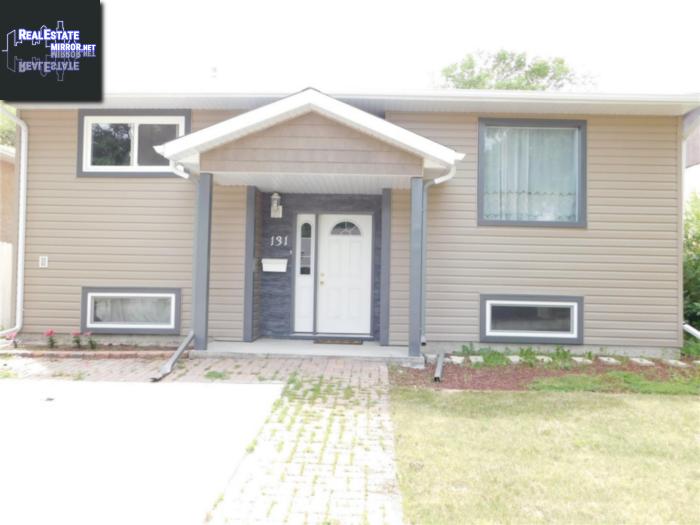Property 131 Fuhrmann Cres main img