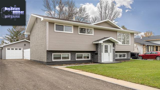 Property 1369 Prince Cres main img