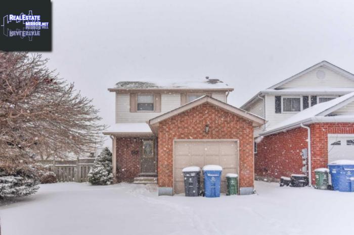 Property 85 Moss Pl main img