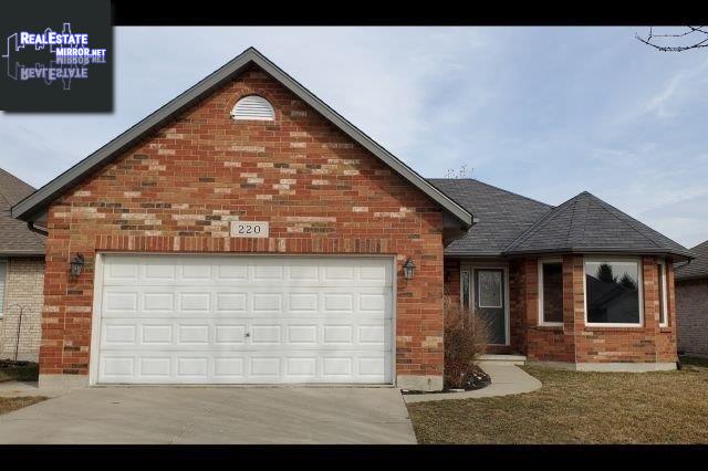 Property 220 Wanner Ave main img