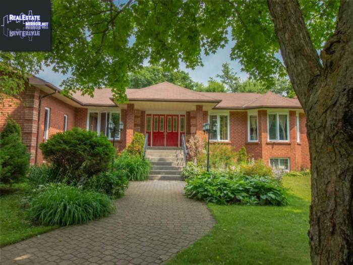 Property 114370 27-28th Sideroad main img