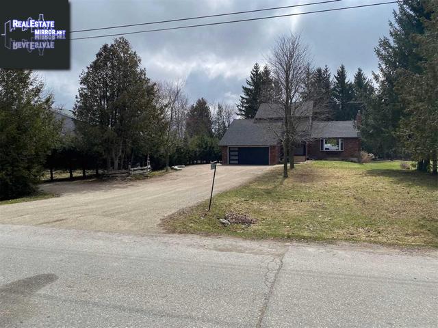 Property 37 Sideroad 18 main img